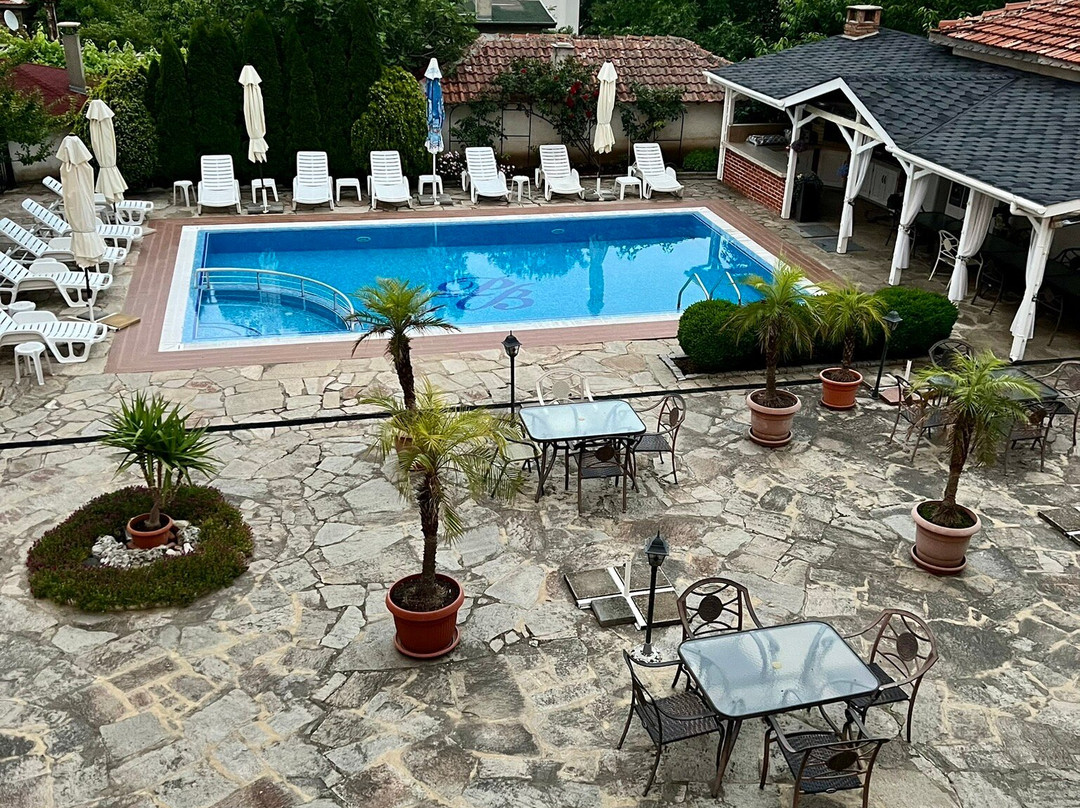 帕拉索比亚拉酒店主图