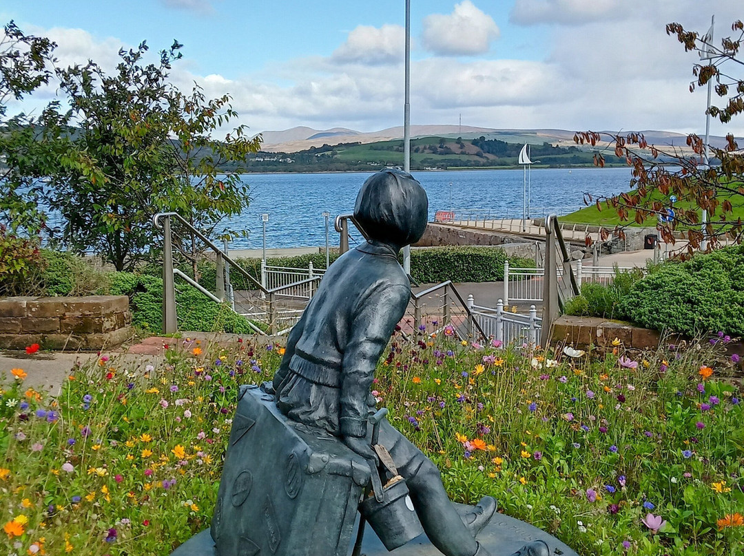 Wee Annie's Statue-Gourock必去景点