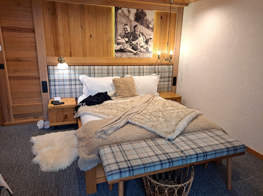 ZARA 木屋