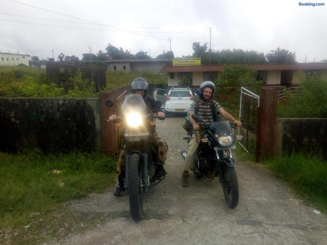 D Cloud Guesthouse