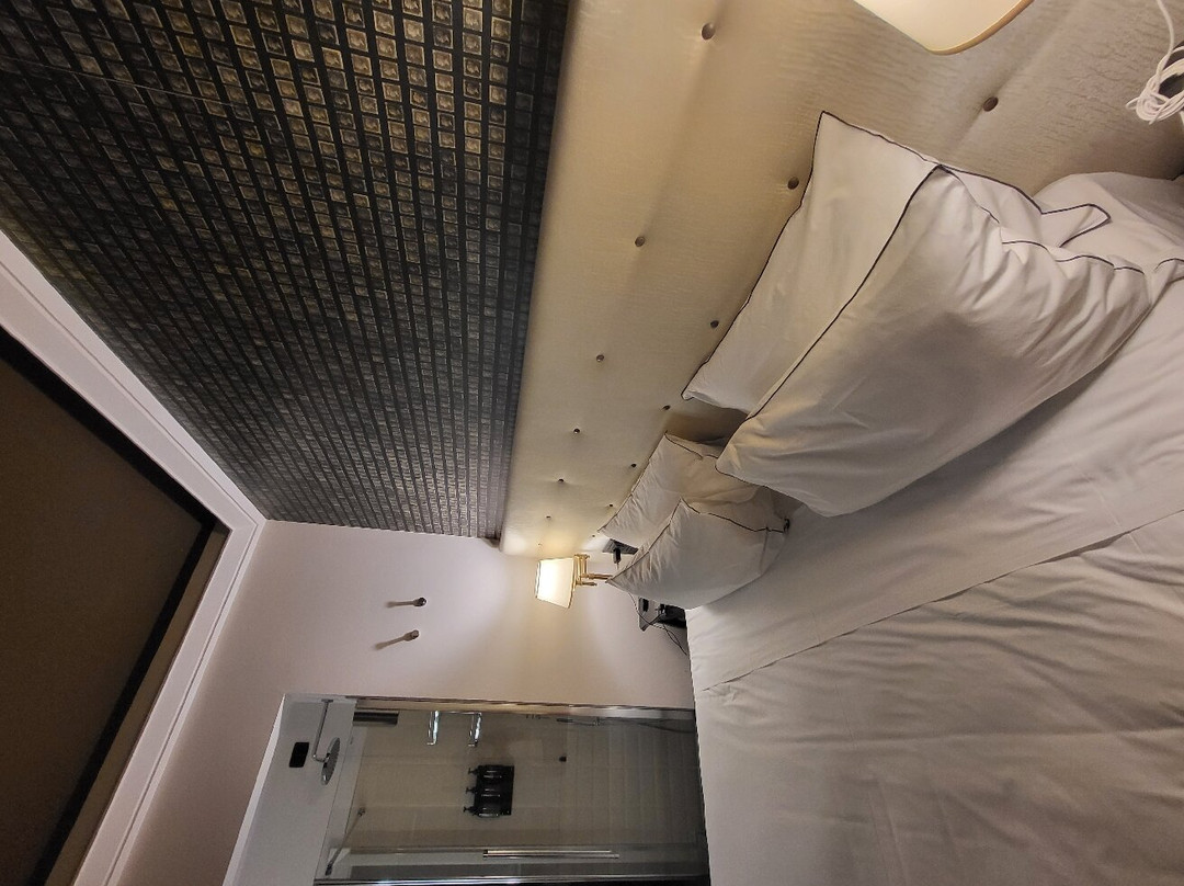The Glam Boutique Hotel & Apt主图