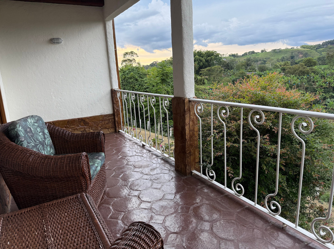 Hotel Estrella del Monte主图