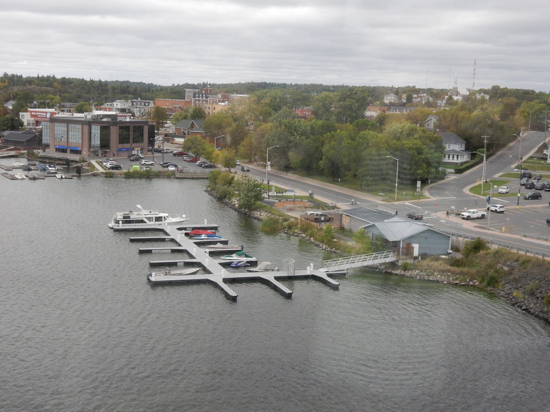 号角湖滨酒店暨会议中心主图