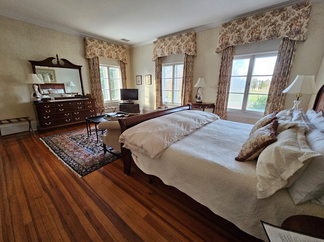 Inn At Warner Hall主图