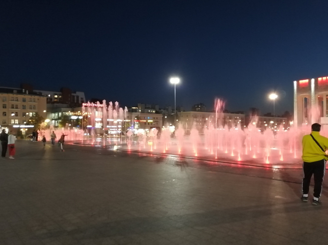 Teatralny Fountain-彼尔姆必去景点