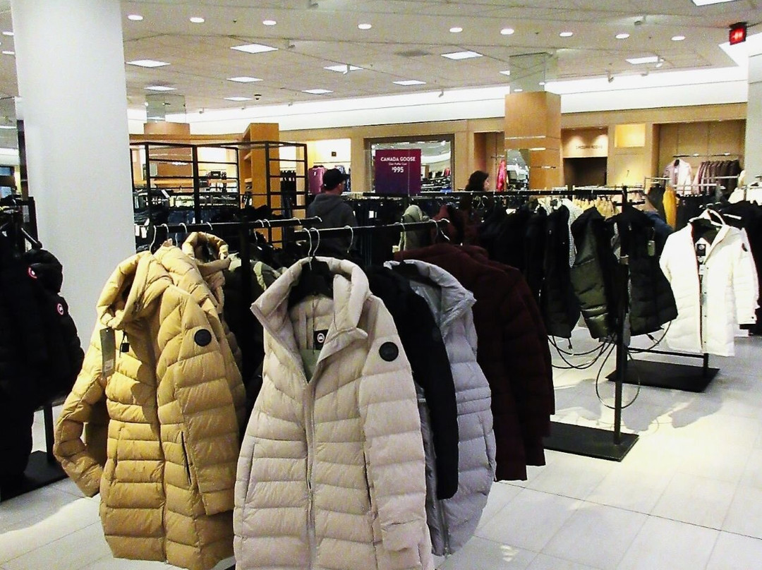 Nordstrom-绍姆堡必去景点
