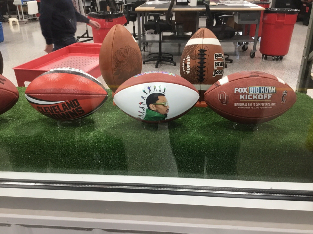 Wilson Football Factory景点图片