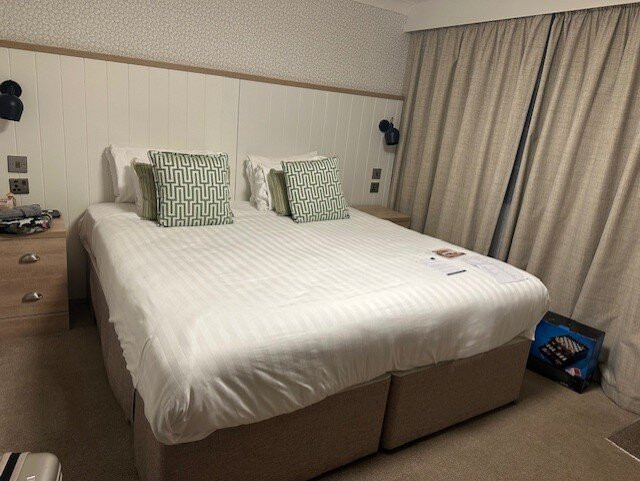 Warner Hotels Gunton Hall主图
