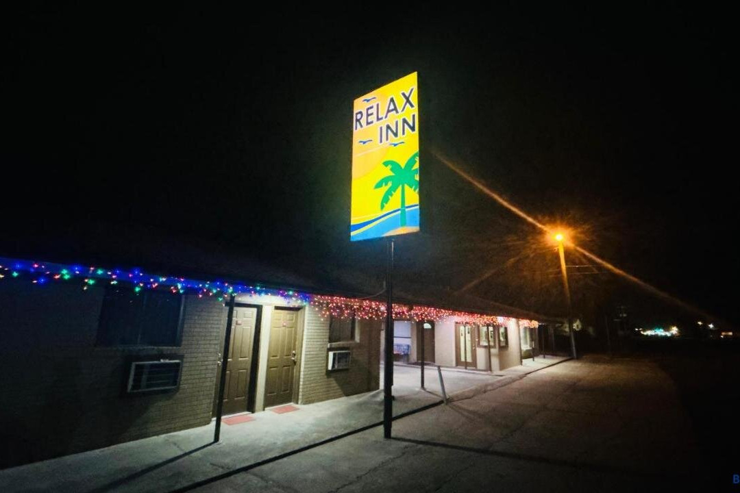 Relax Inn By Oyo Sulphur Hwy 90