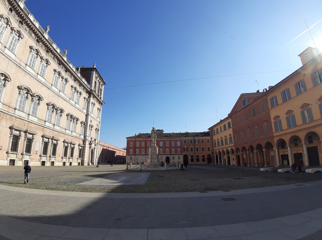 Piazza Roma景点图片