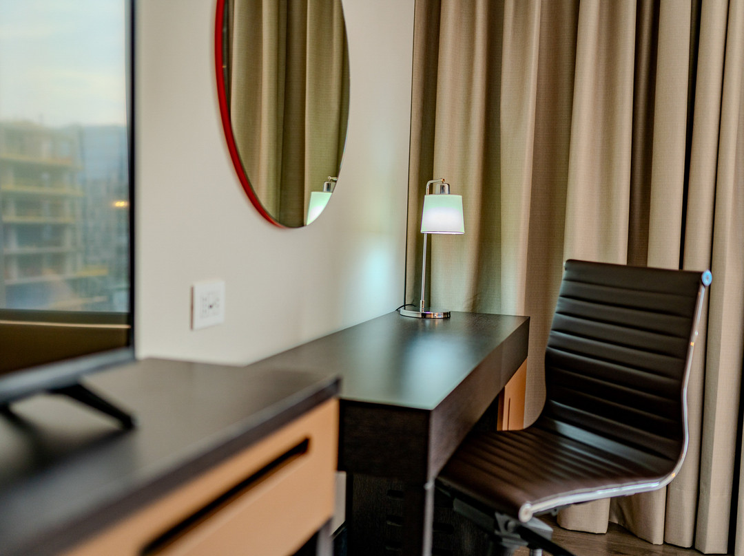 希尔顿欢朋酒店圣地亚哥拉斯孔德斯主图