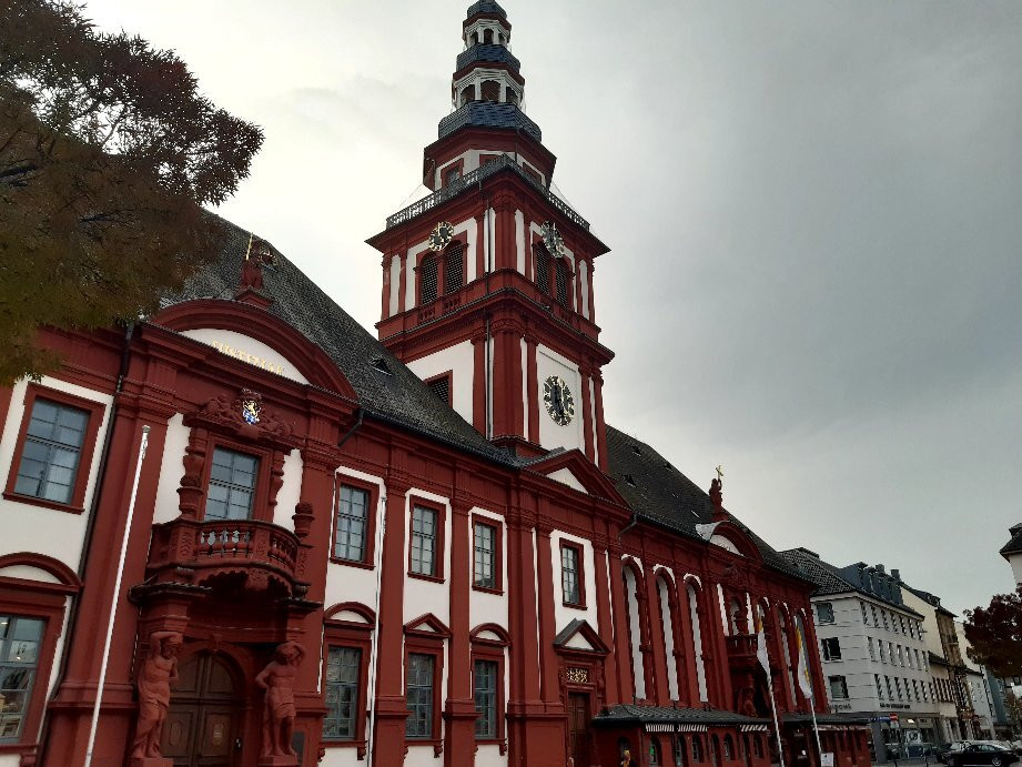 Marktplatz Brunnen景点图片