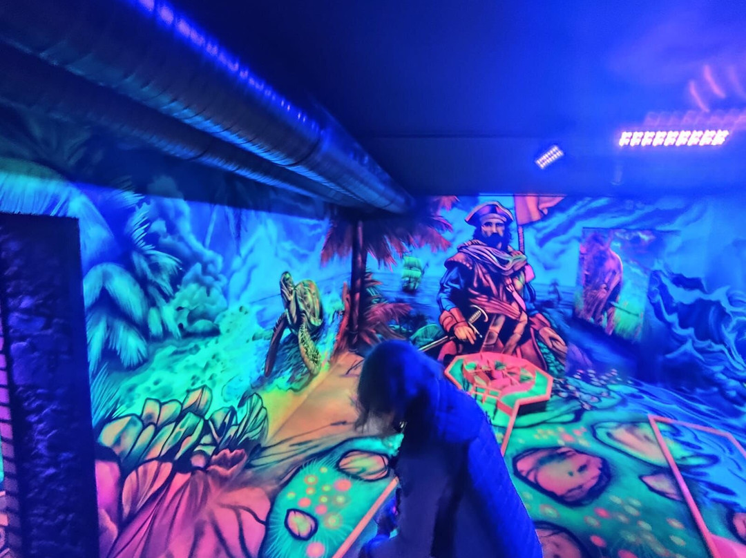 3d Black Light Minigolf Ferleiten-Fusch必去景点
