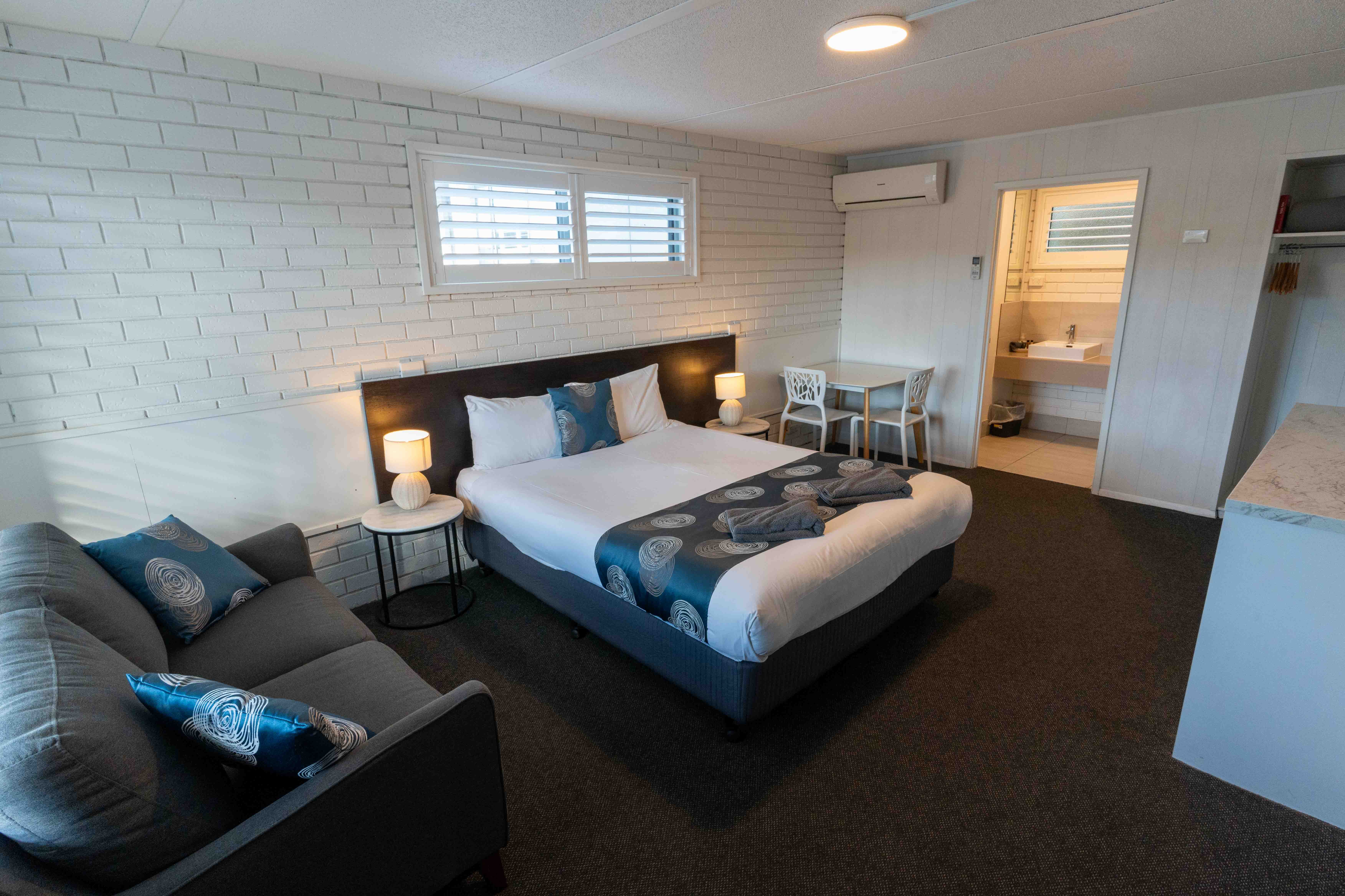 南大洋汽车酒店-客卧