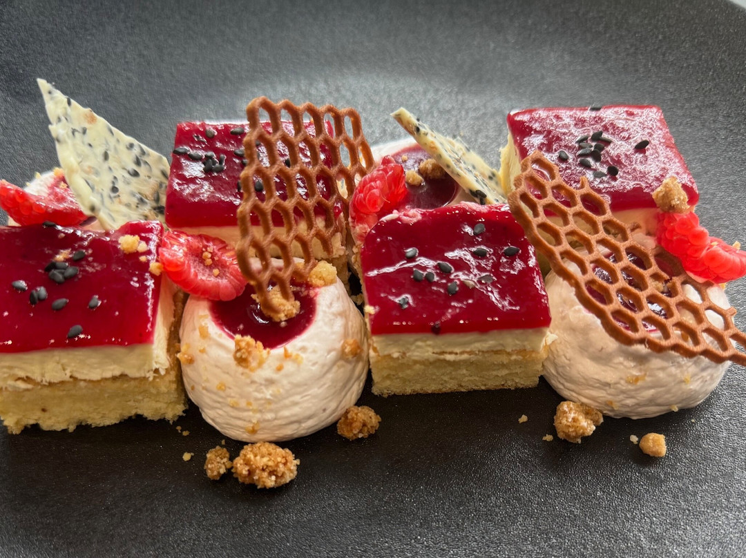 克洛斯庞蒂克酒店主图