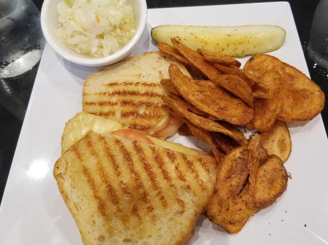 Cedar Lake Cellars-Wright City必去景点