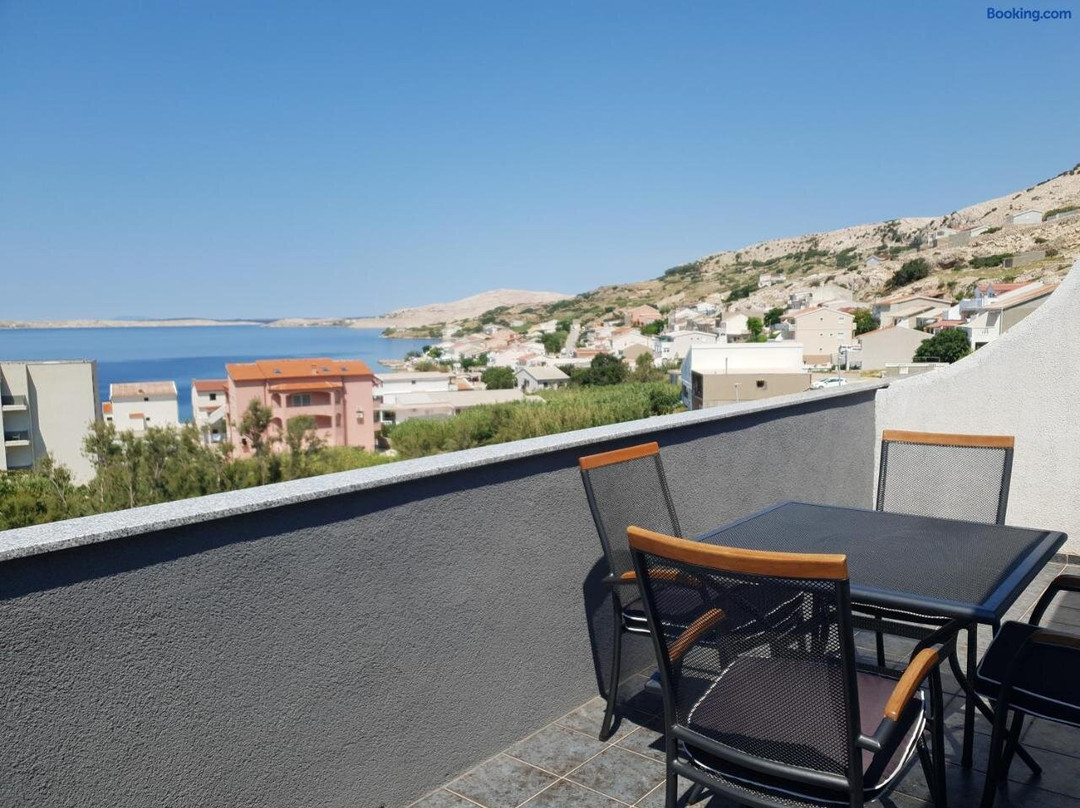 Apartmani Dalmatinka