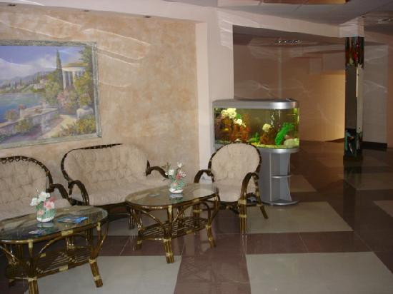 艾菲柔酒店主图