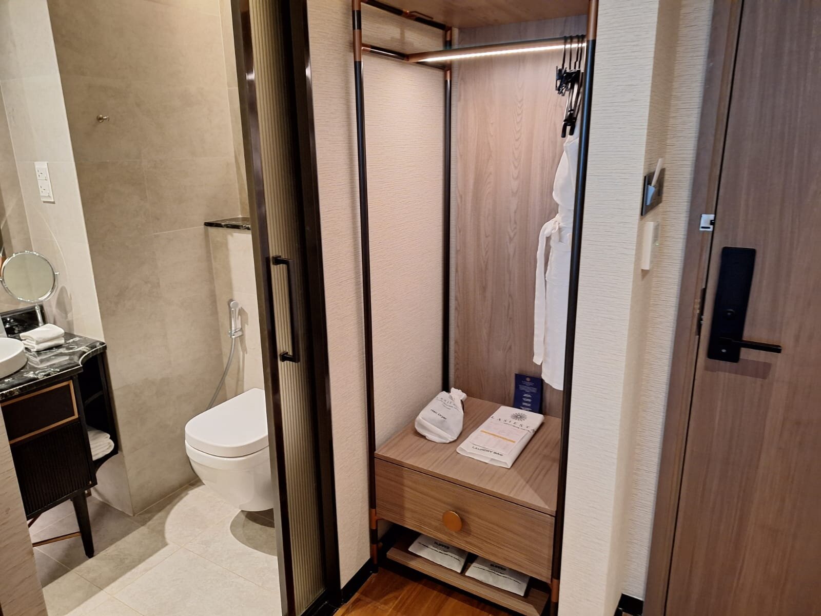 La Siesta Premium Saigon-客卧