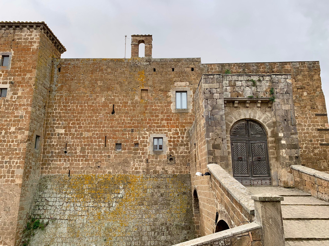 Castello Orsini景点图片
