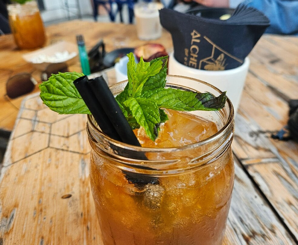 Alchemico Bar e Cose-莫诺波利必去景点