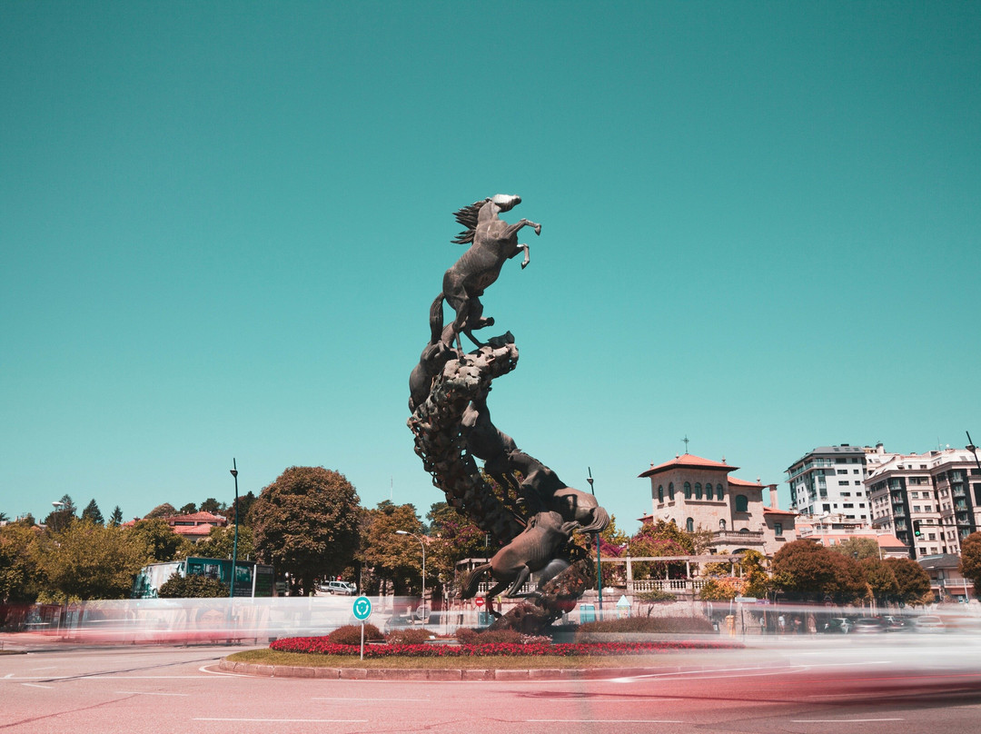 Vigo  Santiago de Compostela Shore Excursion with Guide