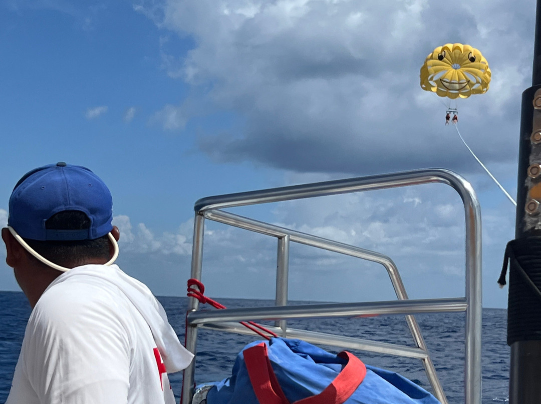 Albatross Parasailing Cozumel-考祖梅必去景点
