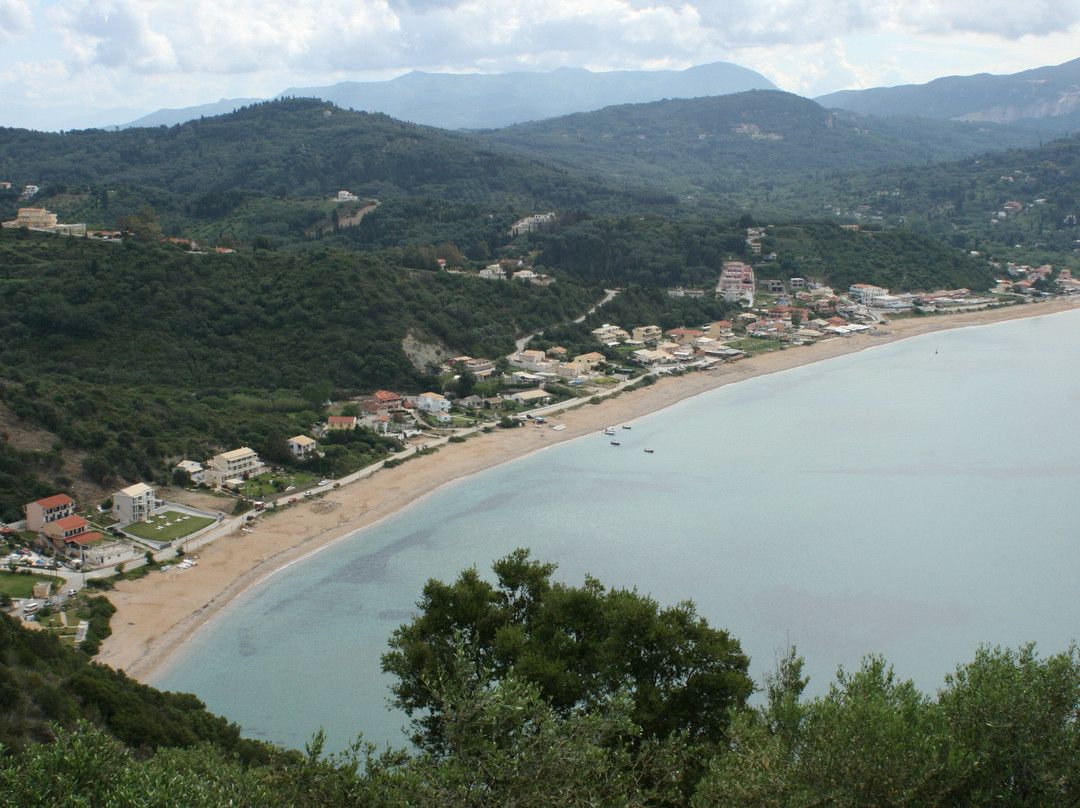 Agios Georgios Beach景点图片