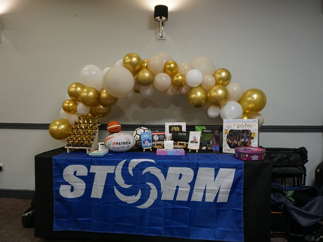 Village Hotel Swansea主图