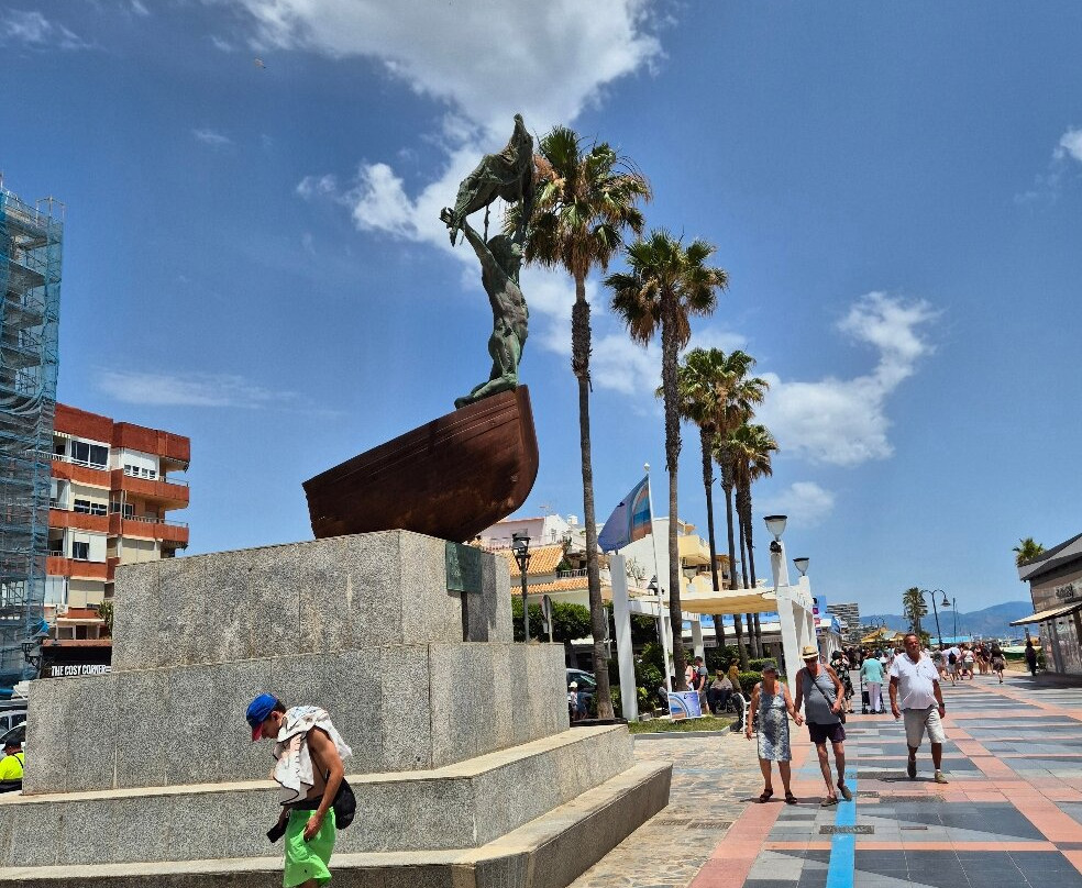 Monument To The Fisherman景点图片