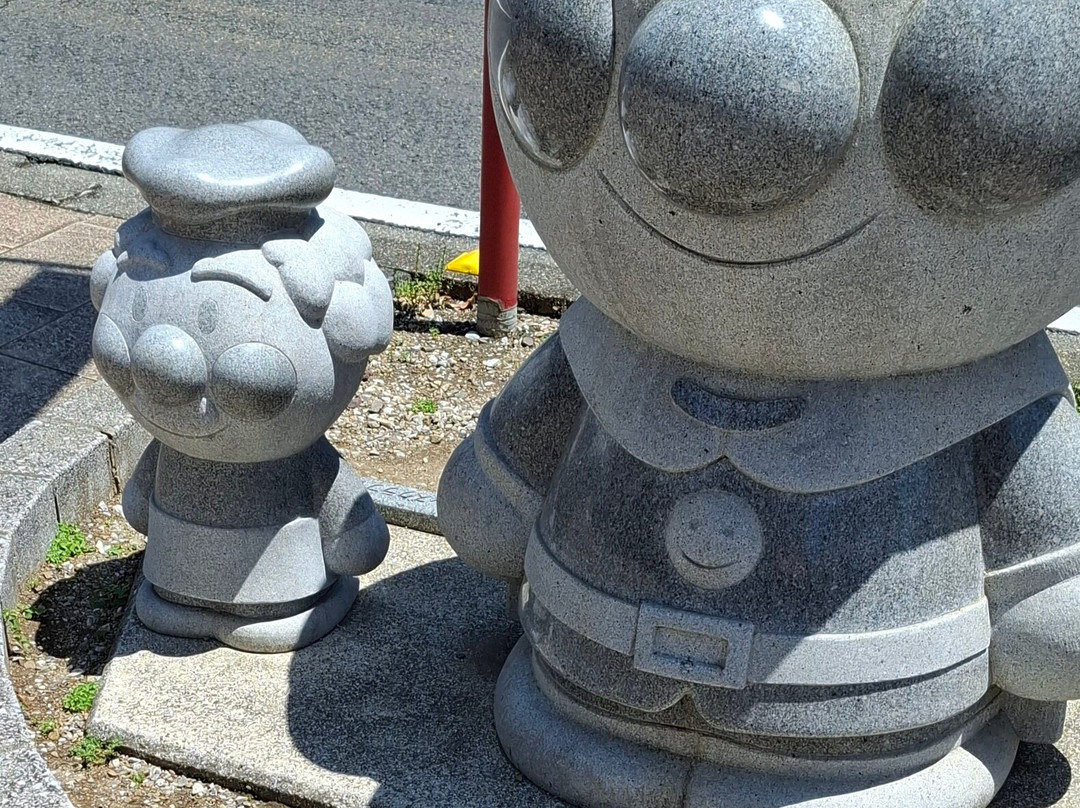 Ampan Man & Baikin Man Statue-高知市必去景点