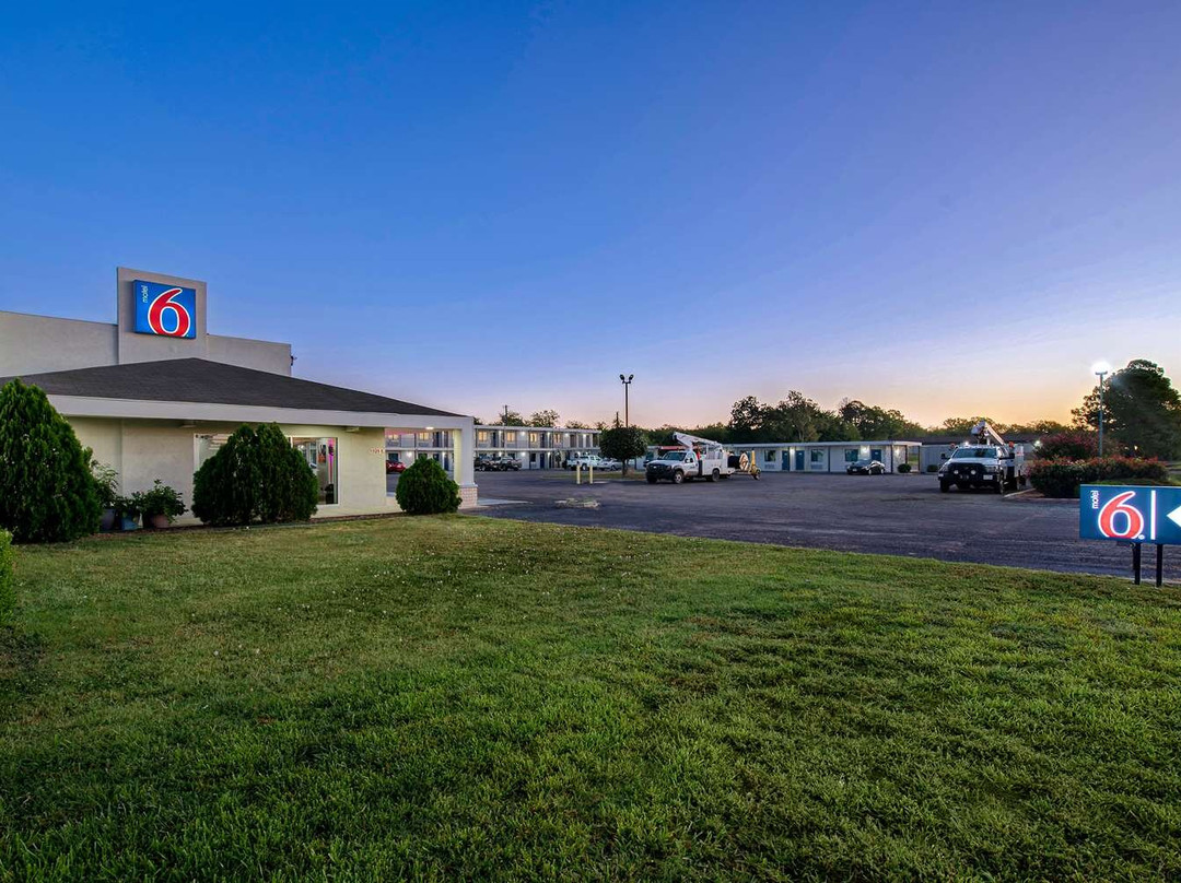 Bonanza酒店住宿-Motel 6 Sulphur Springs, TX