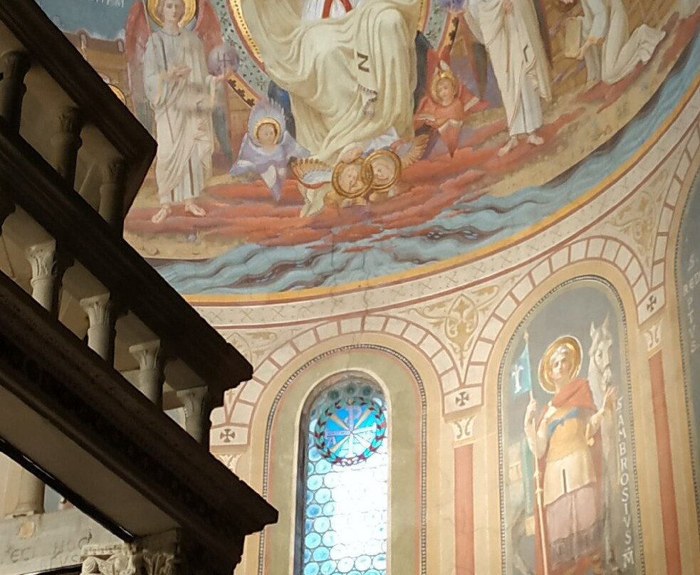 Basilica SS. Giovanni E Paolo-Ferentino必去景点