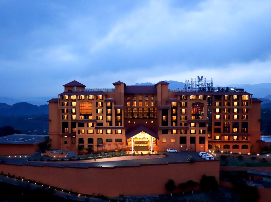 格德拉酒店住宿-The White Hotel Katra, a member of Radisson Individuals