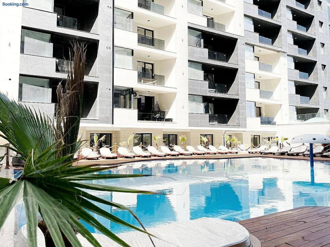 Building Stefan Resort