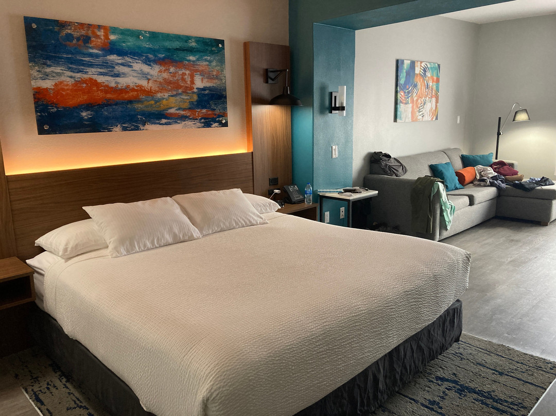 La Quinta Inn & Suites by Wyndham Stephenville主图