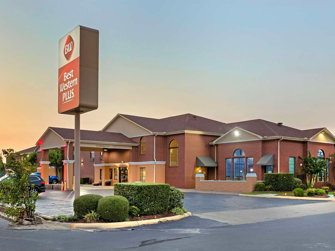 Stuttgart酒店住宿-Best Western Plus Lonoke Hotel