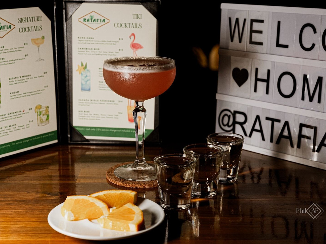 Ratafia Sxm-Cupecoy Bay必去景点