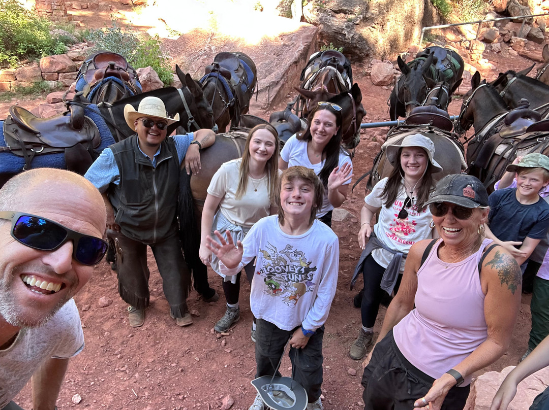 Canyon Trail Rides-大峡谷国家公园必去景点