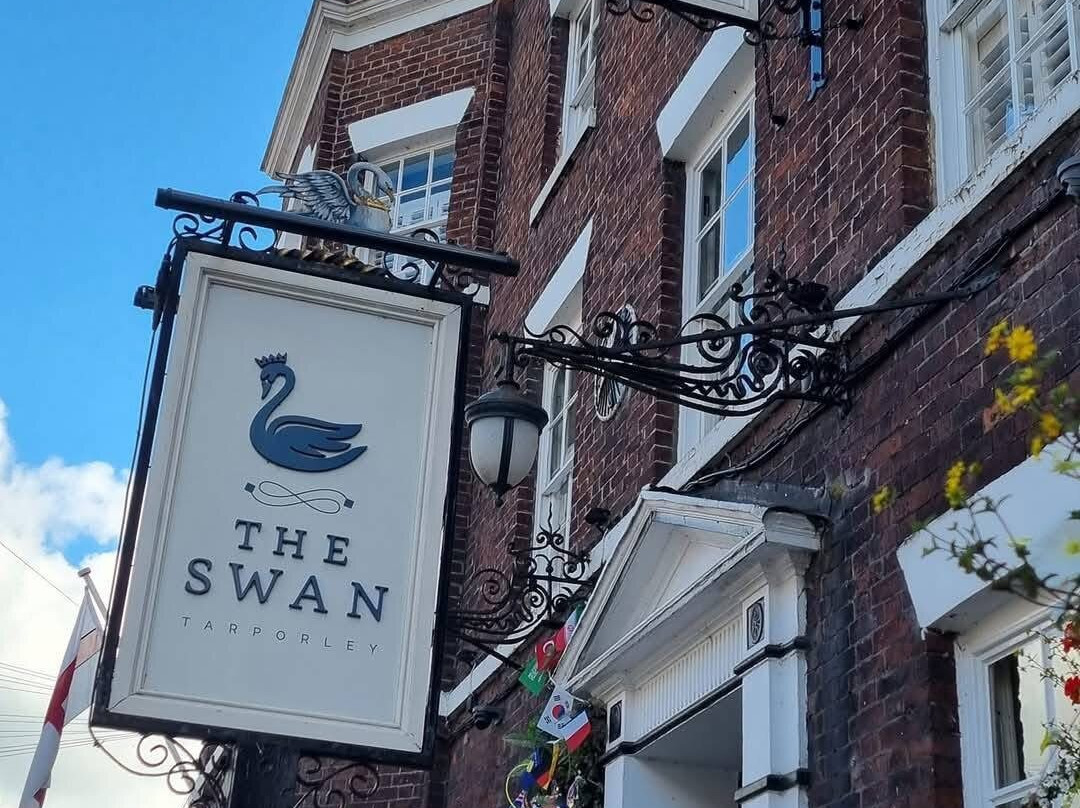 The Swan Tarporley主图