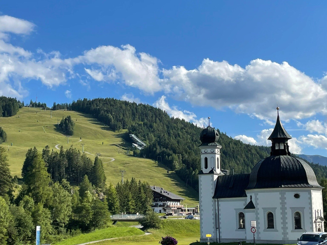 Mountains Hotel主图