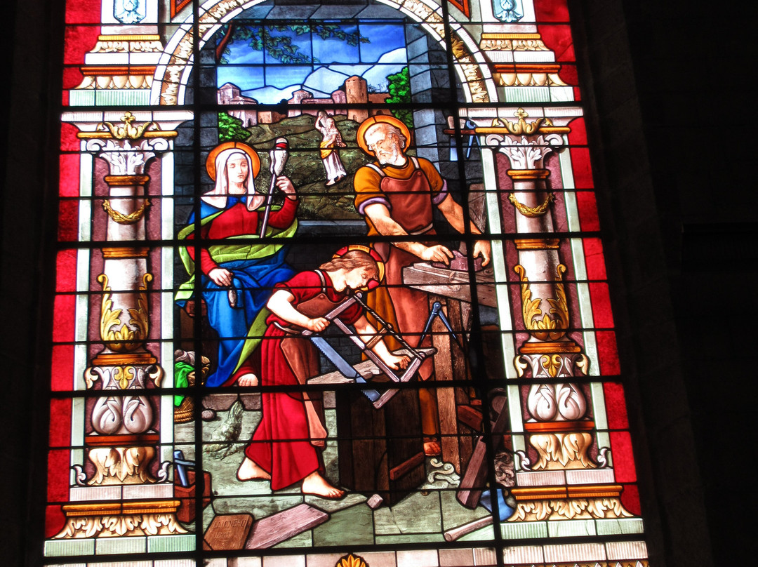 Eglise St Mathurin-Moncontour必去景点