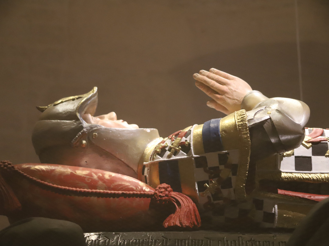 Chateau de Châteauneuf-en-Auxois-Chateauneuf必去景点