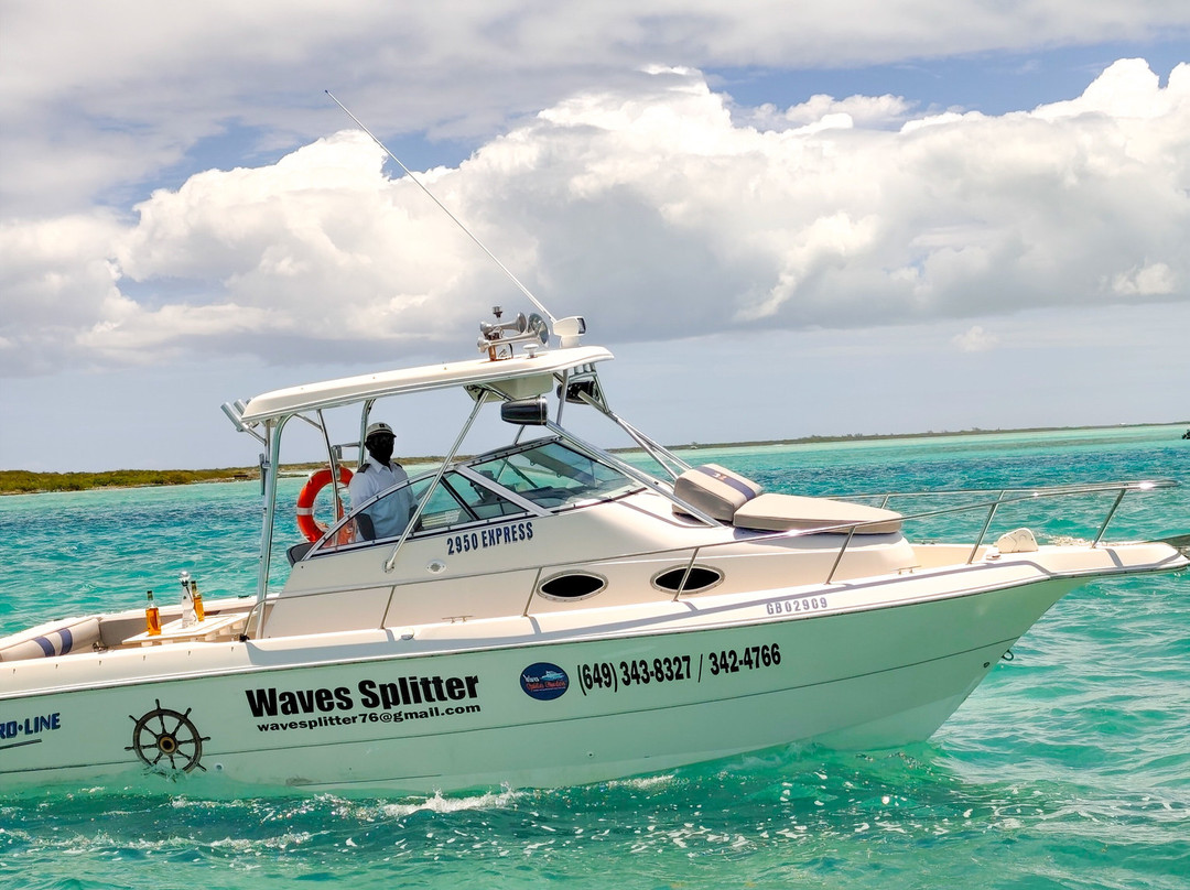 Waves Splitter Charters-Leeward Settlement必去景点