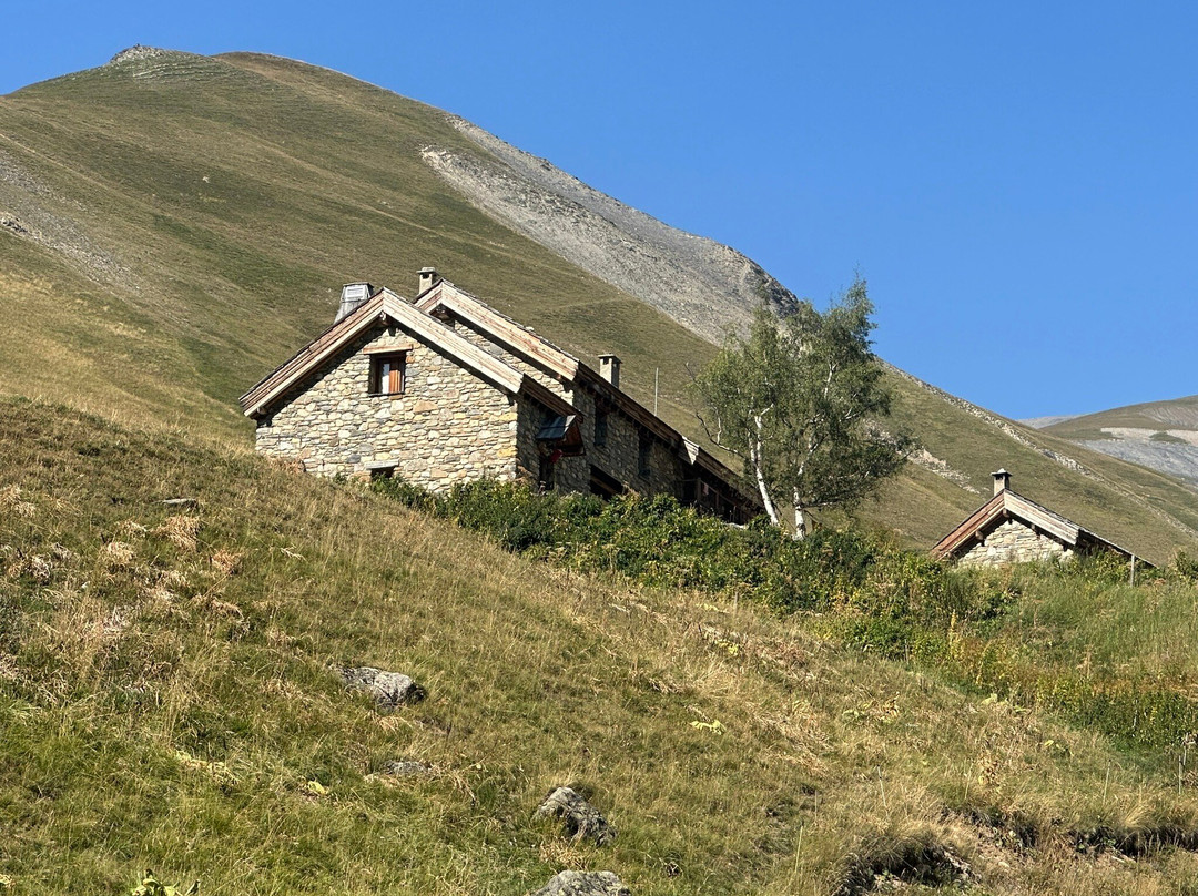Refuge Du Pic Du Mas De La Grave