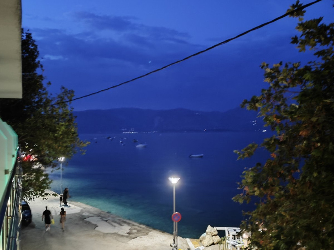 卡尼里海滩酒店主图