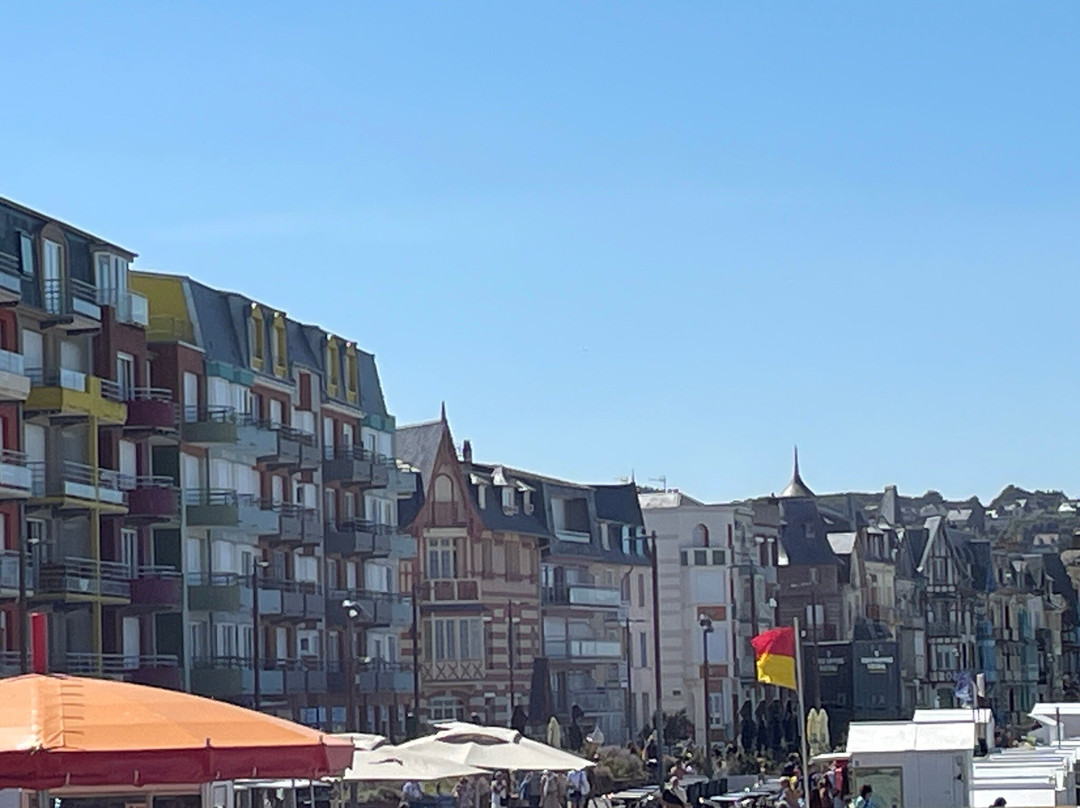 Quartier Classé De Mers-les-bains-梅尔莱班必去景点