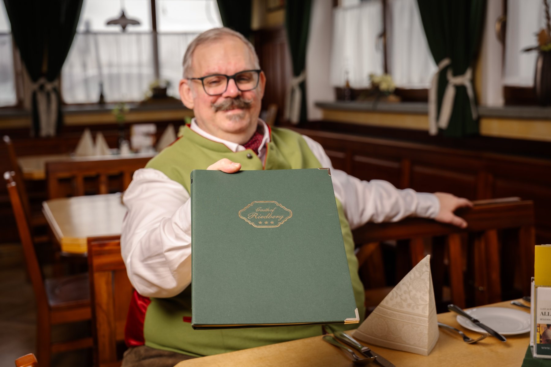 Biergasthof & Hotel Riedberg-餐饮