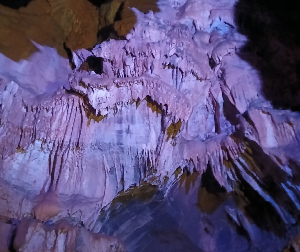 Grottes de Baume-les-Messieurs-Baume-les-Messieurs必去景点