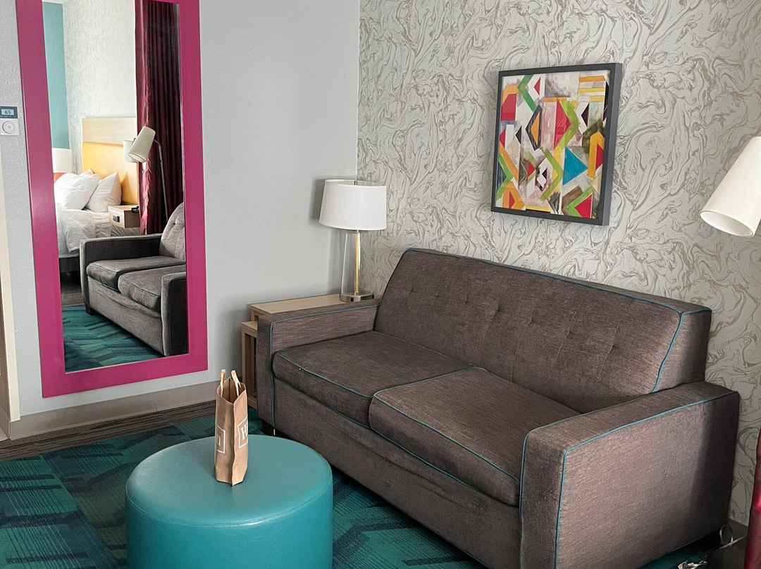 Home2 Suites By Hilton Queensbury Lake George主图